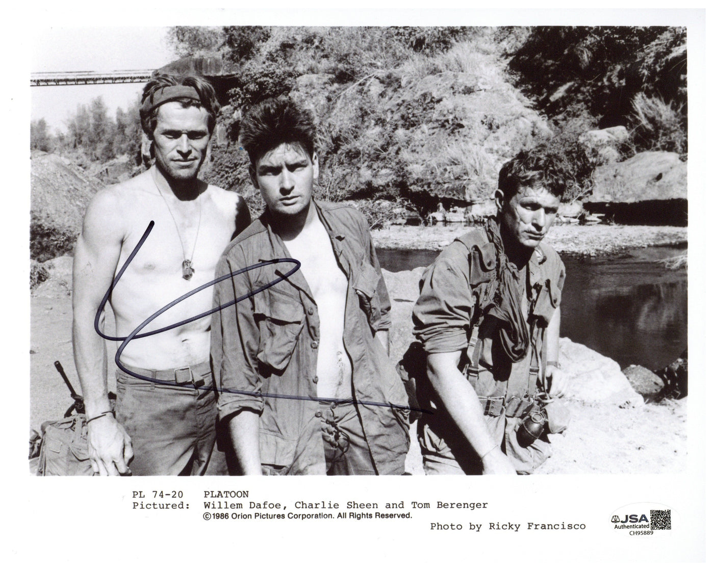 Willem Dafoe Autographed 8x10 Photo Platoon Signed JSA COA #3