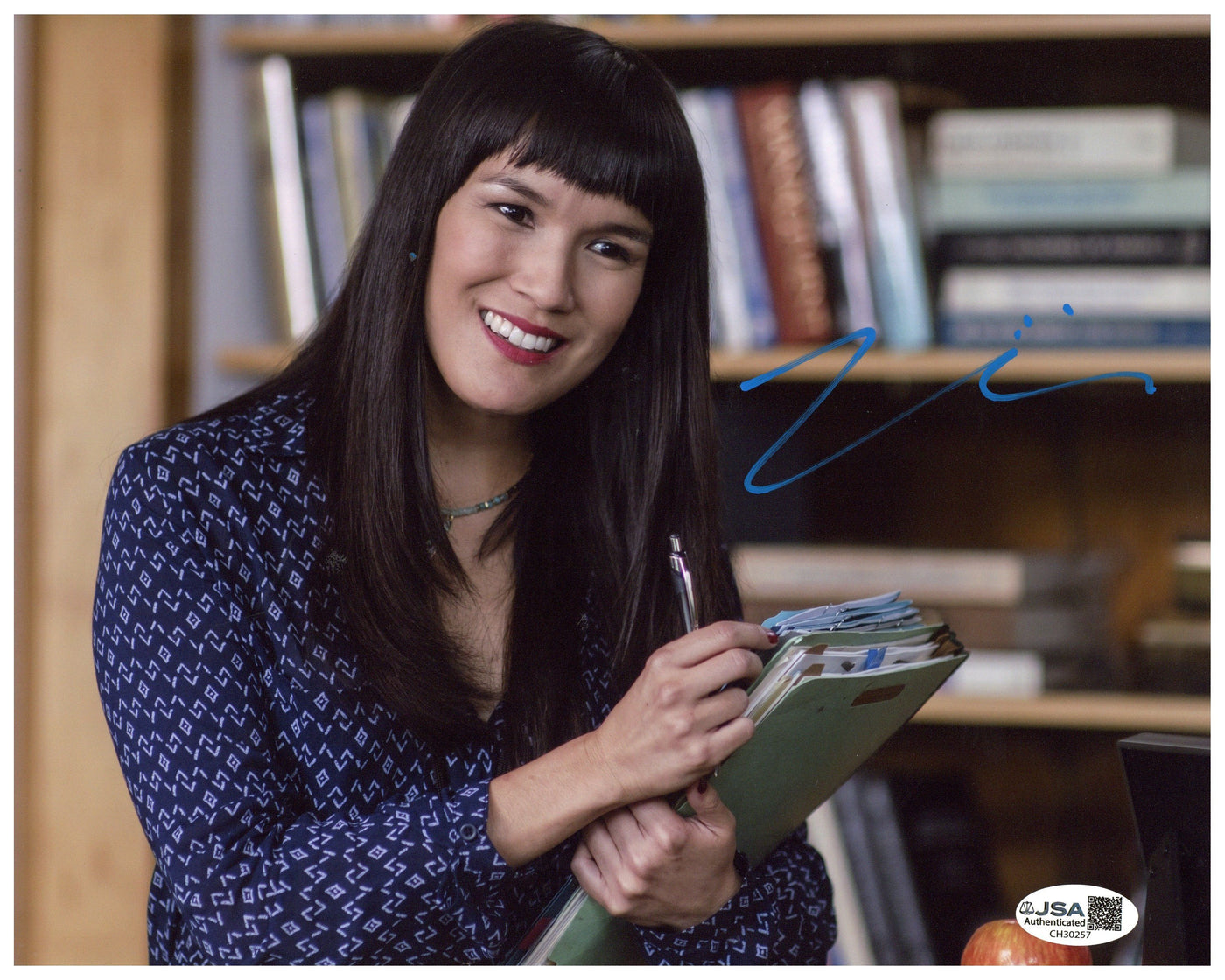 Zoe Chao Signed 8x10 Photo Where'd You Go Bernadette Autographed JSA COA