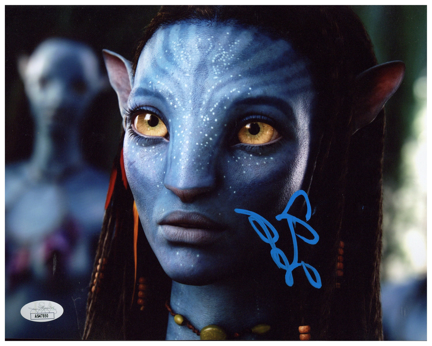 Zoe Saldana Signed 8x10 Photo Avatar Autographed JSA COA