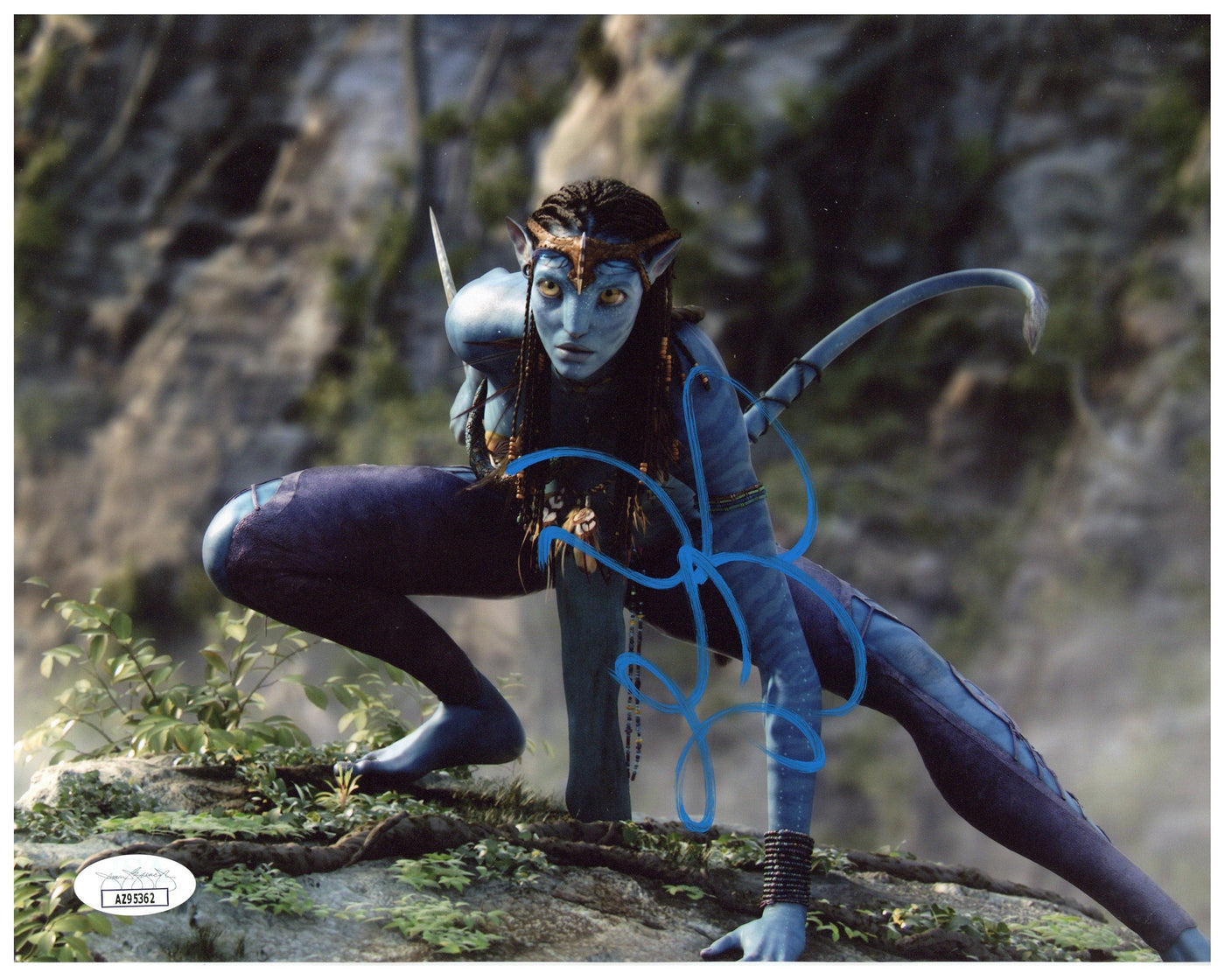 Zoe Saldana Signed 8x10 Photo Avatar Neytiri Authentic Autographed JSA COA