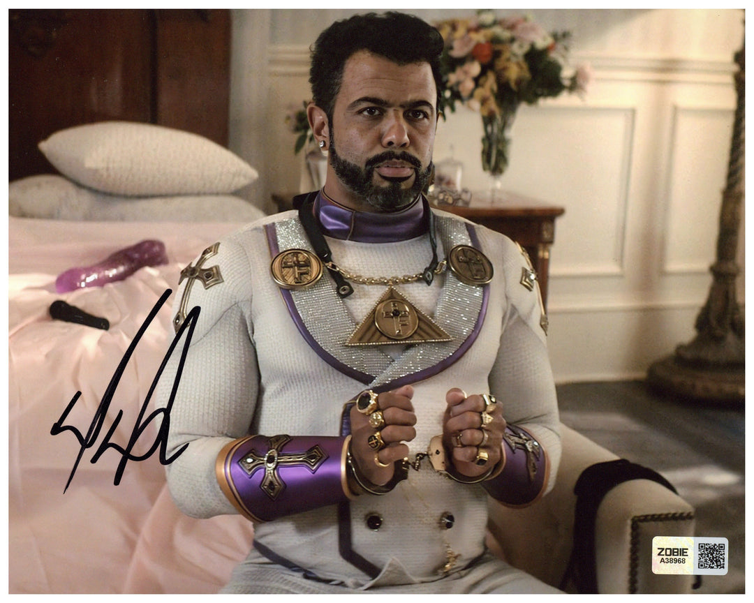 Authentic Signed Marvel Collectibles & Autographs – Zobie Productions