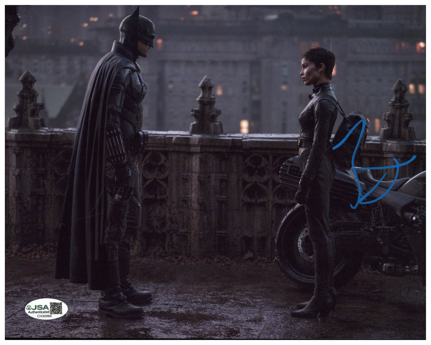 Zoe Kravitz Signed 8x10 Photo The Batman Autographed JSA COA 9