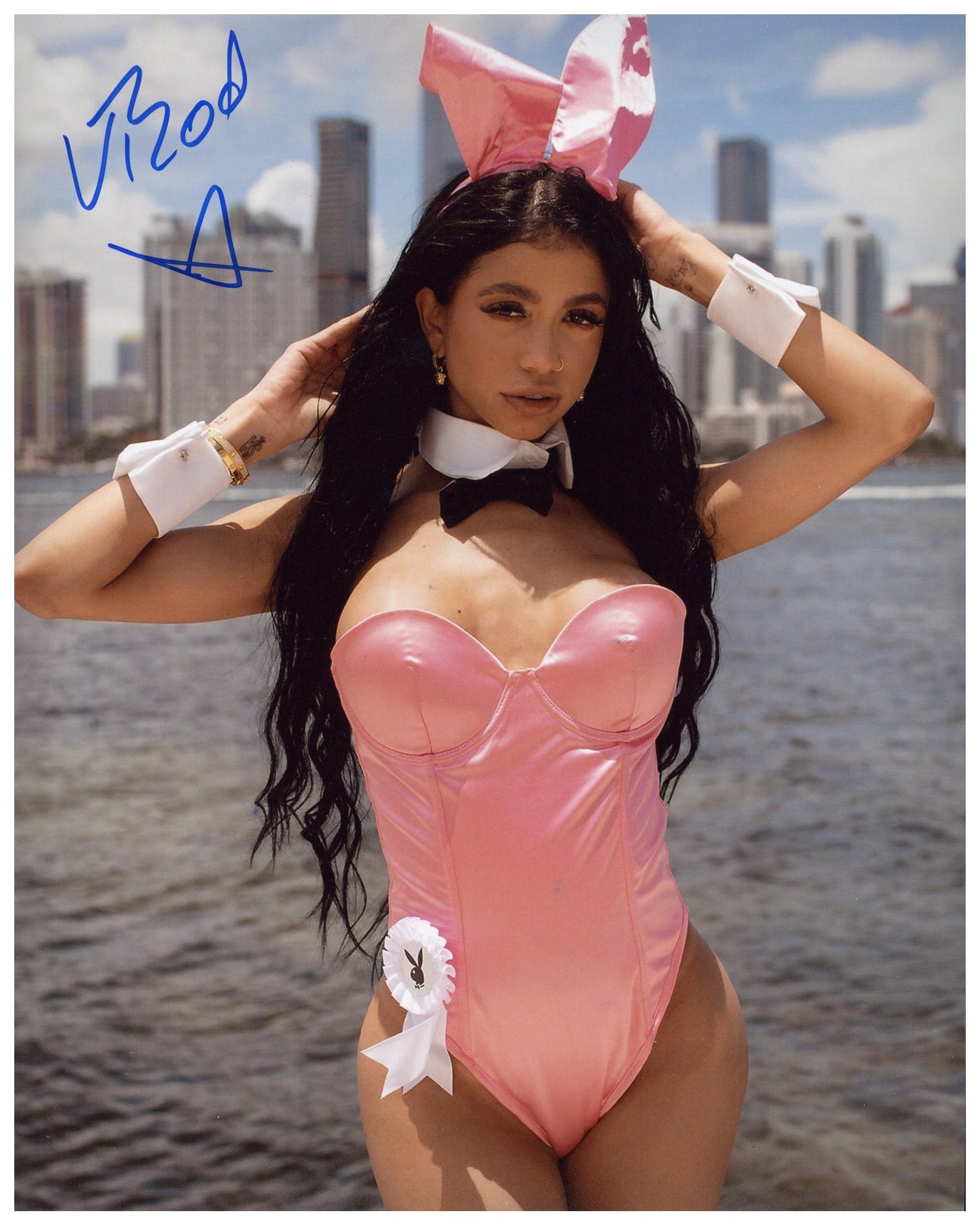 Veronica Rodriguez Signed 8x10 Photo Autographed JSA COA 11