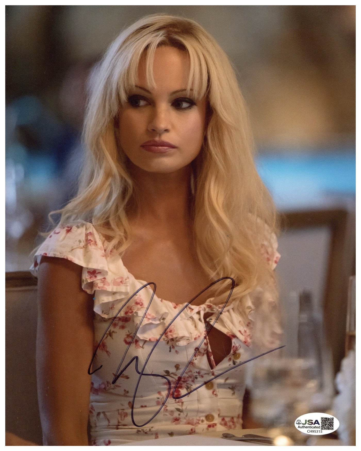 Lily James Signed 8x10 Photo Pam and Tommy Autographed JSA COA 3