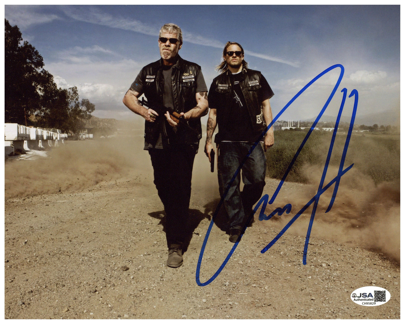 Charlie Hunnam Signed 8x10 Photo Sons of Anarchy Jax Autographed JSA COA 5