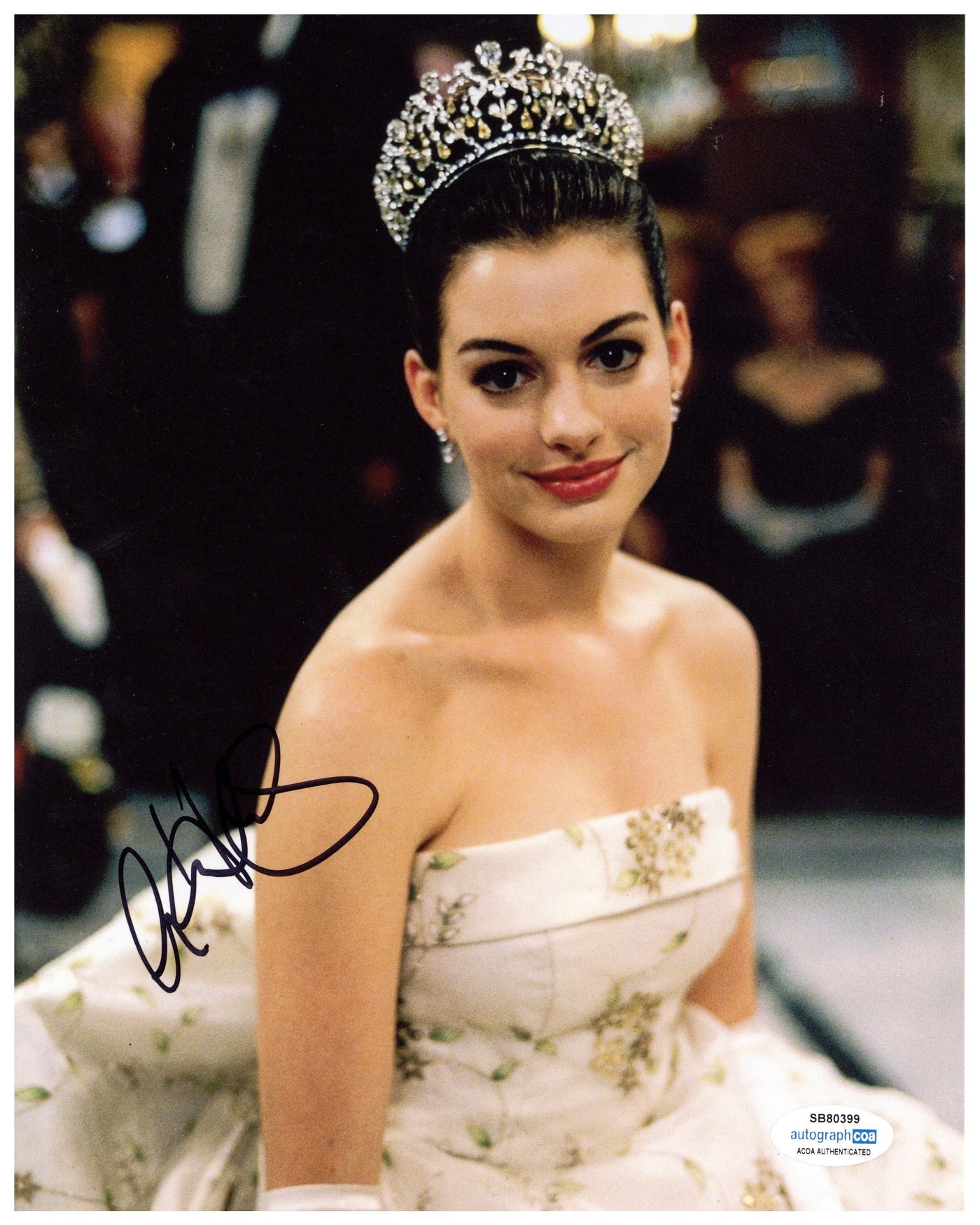 ANNE HATHAWAY SIGNED 8X10 PHOTO THE PRINCESS DIARIES AUTOGRAPHED ACOA 2