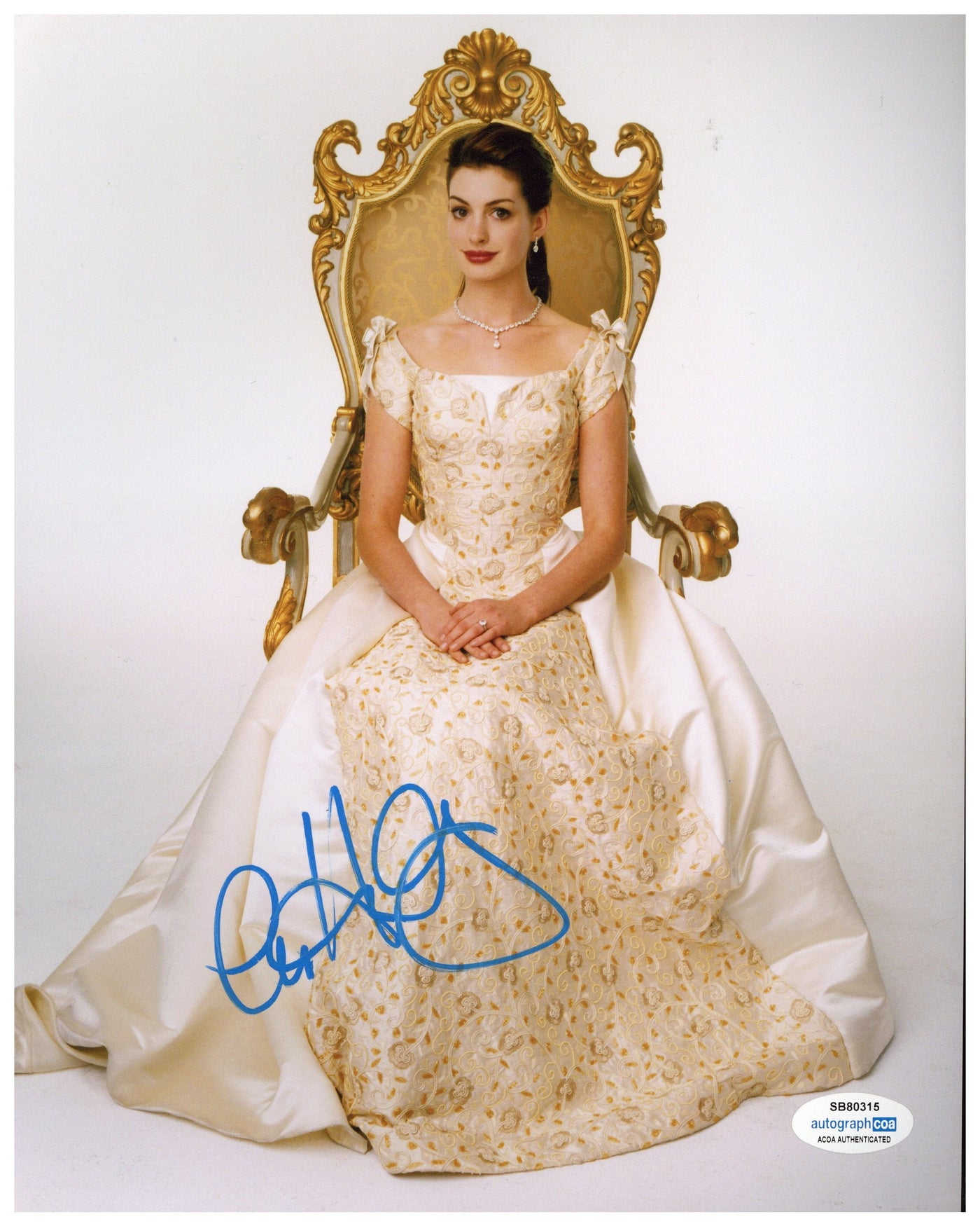 ANNE HATHAWAY SIGNED 8X10 PHOTO THE PRINCESS DIARIES AUTOGRAPHED ACOA 5