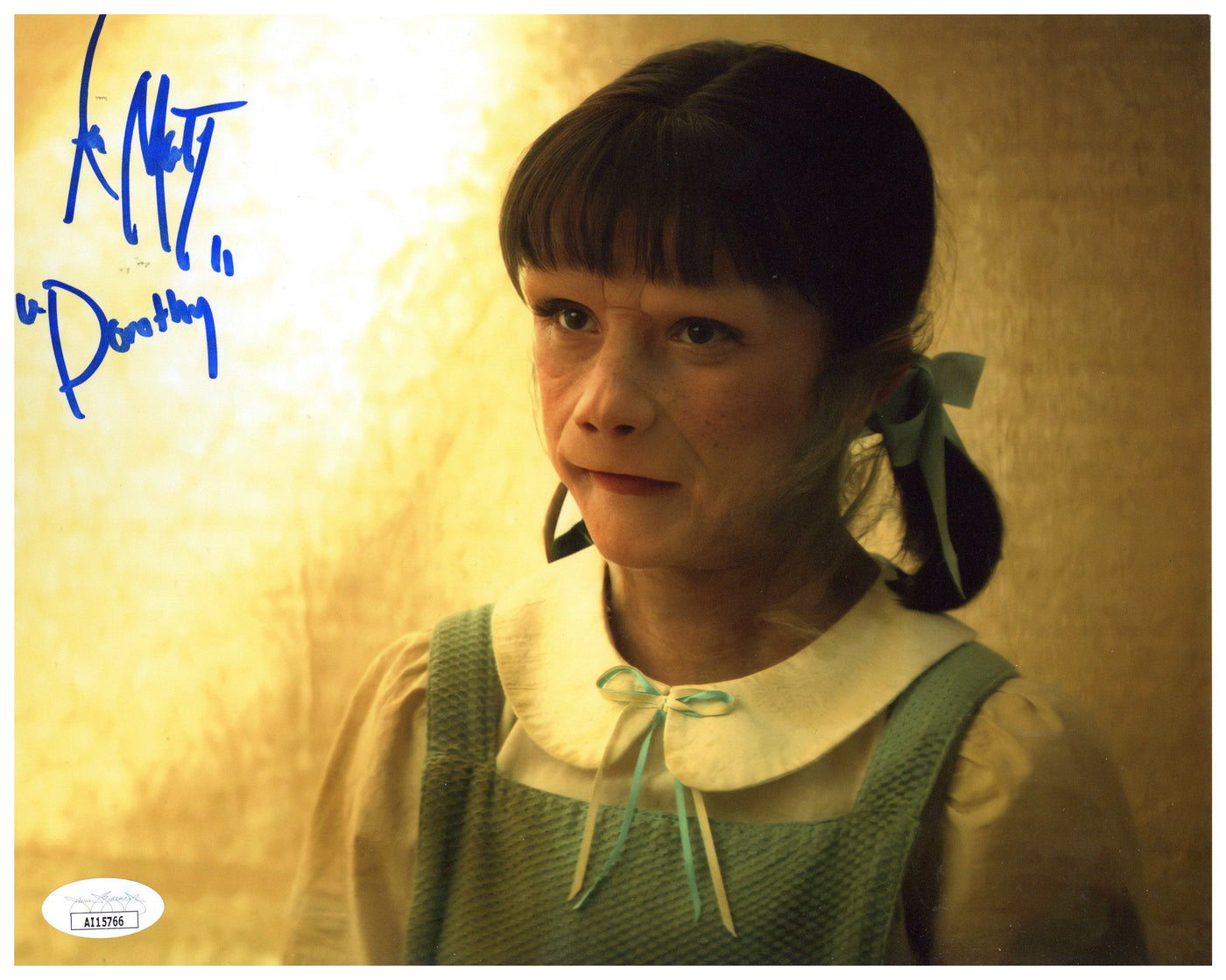 Abigail Shapiro Signed 8x10 Photo Doom Patrol Dorothy Spinner Autographed JSA
