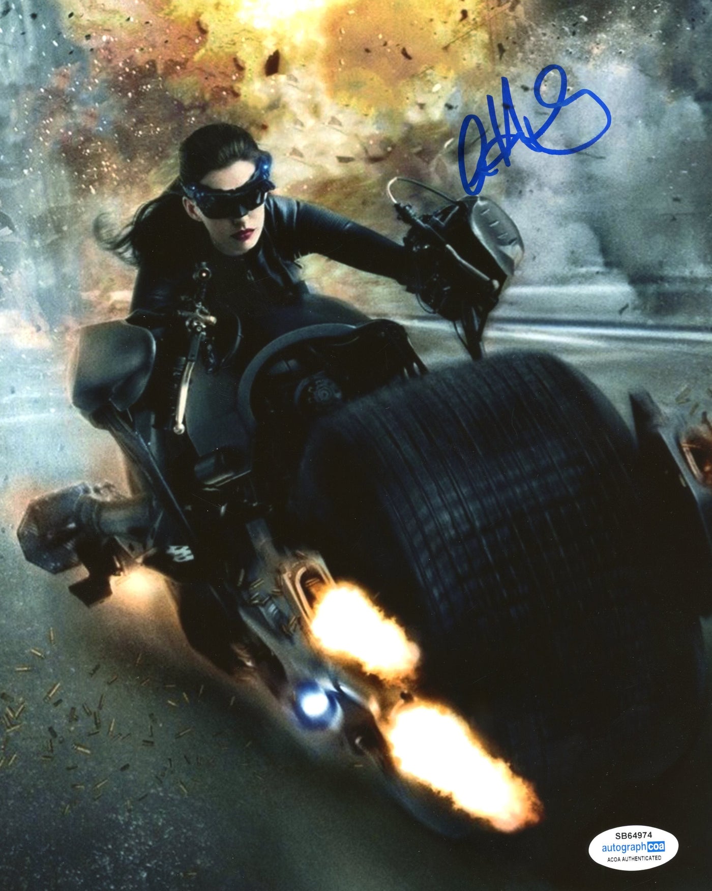 Anne Hathaway Signed 8x10 Photo The Dark Knight Rises Autographed ACOA #1