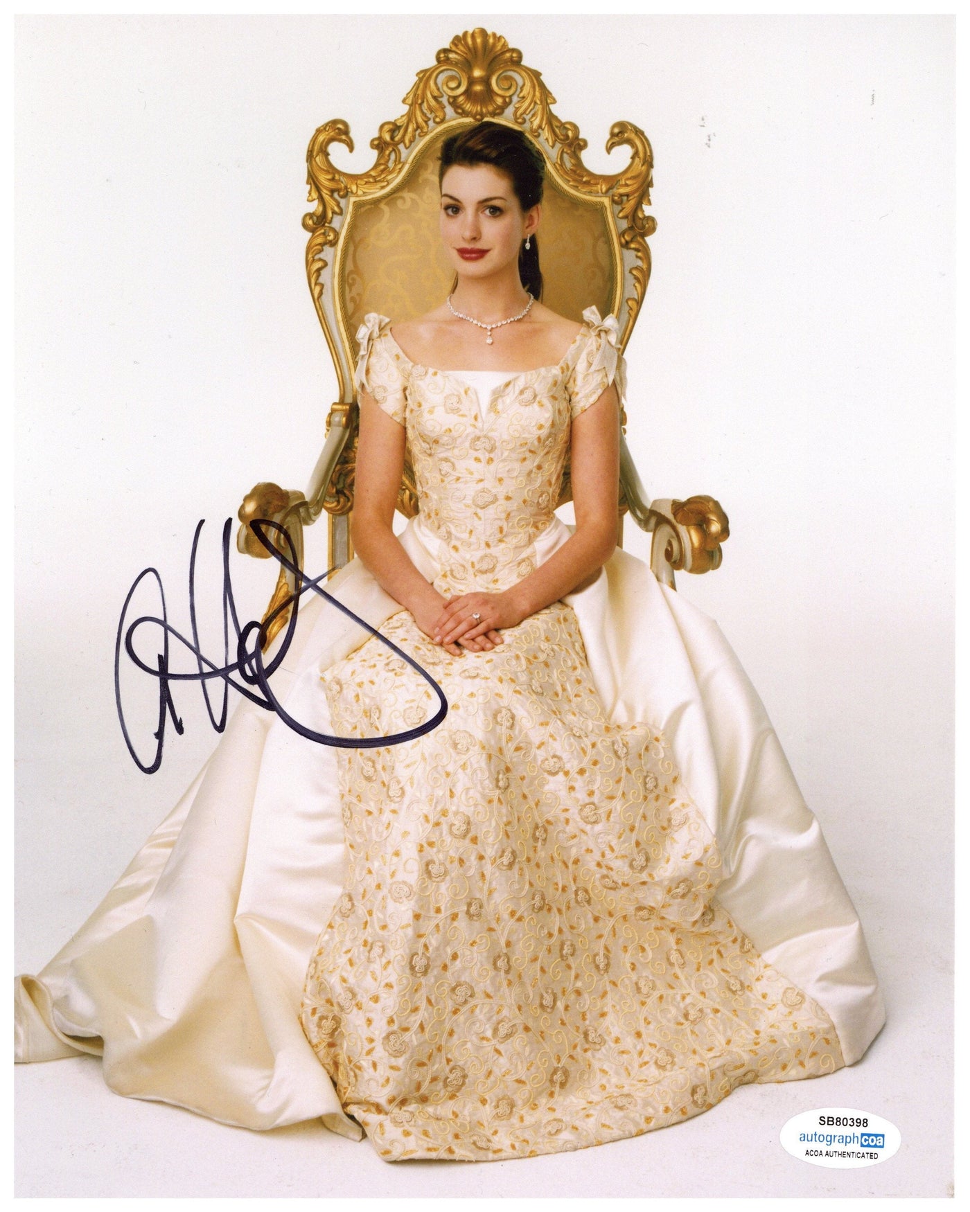 Anne Hathaway Signed 8x10 Photo The Princess Diaries Autographed ACOA