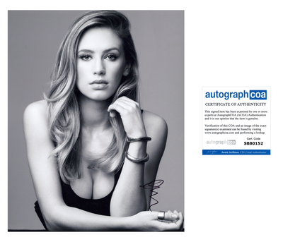 Dylan Penn Signed 8x10 Photo Autographed ACOA