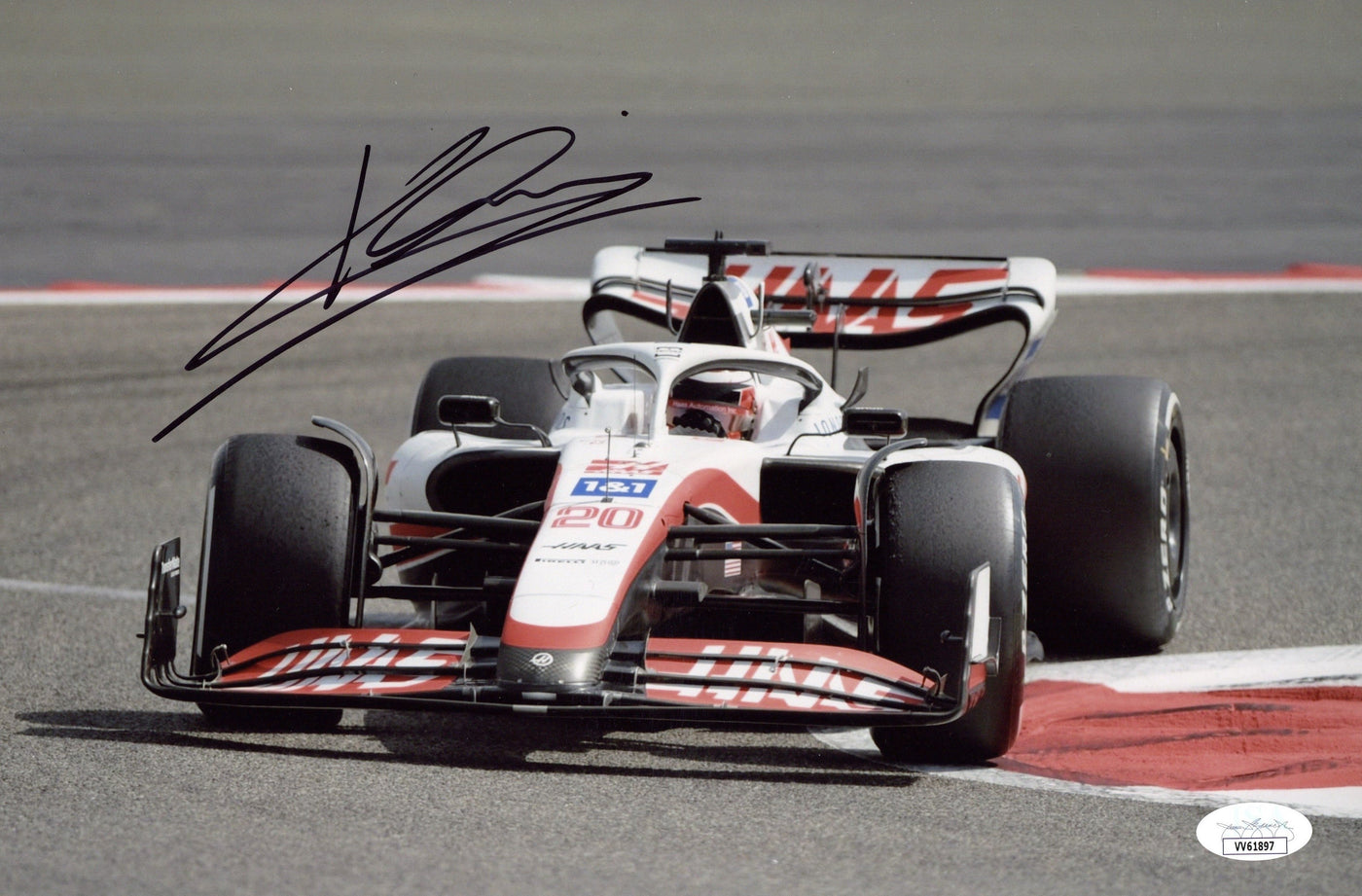 Kevin Magnussen Signed 8x12 Photo HAAS F1 Formula 1 Autographed JSA COA 2