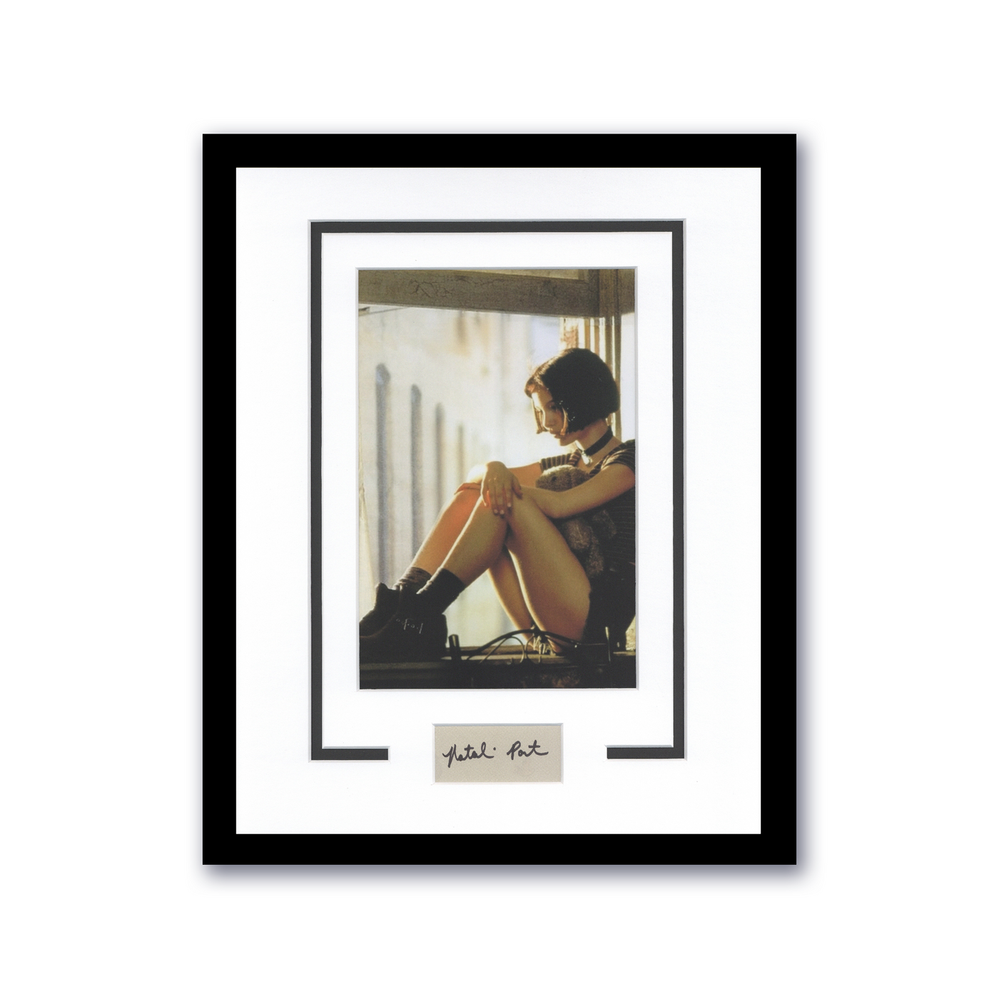 Leon The Professional Natalie Portman Autograph 11x14 Framed Poster Photo ACOA